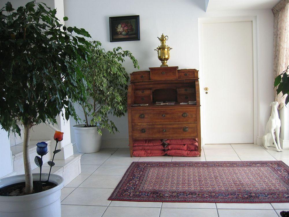 5 Options Guest House Блубергстранд Екстериор снимка