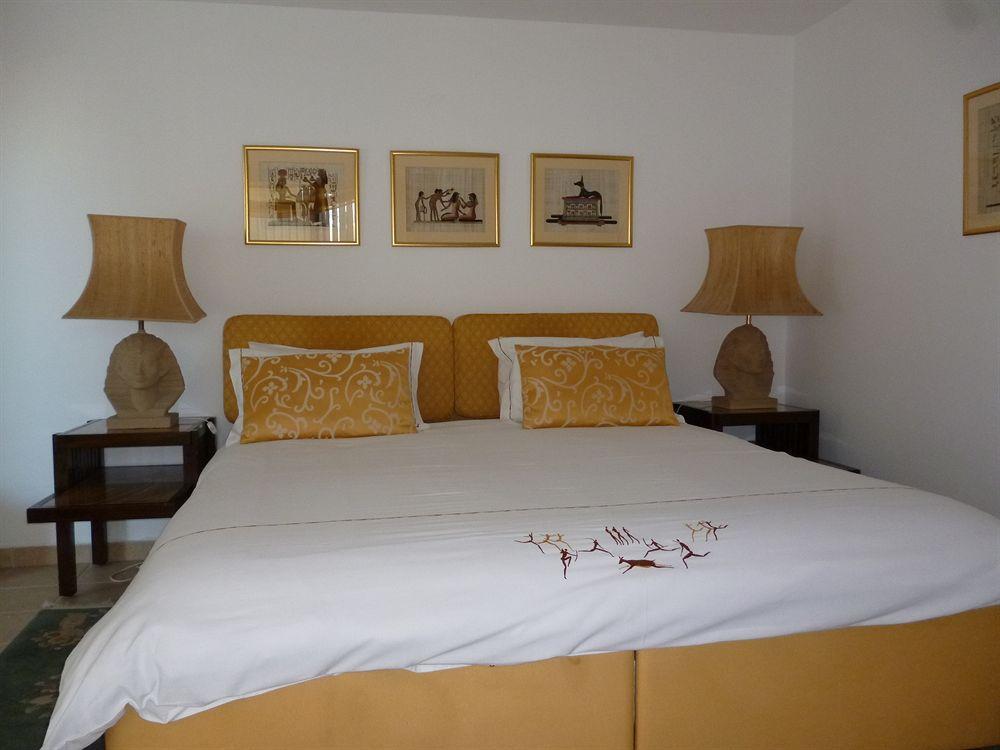5 Options Guest House Блубергстранд Екстериор снимка