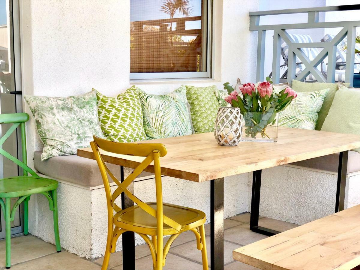 5 Options Guest House Блубергстранд Екстериор снимка
