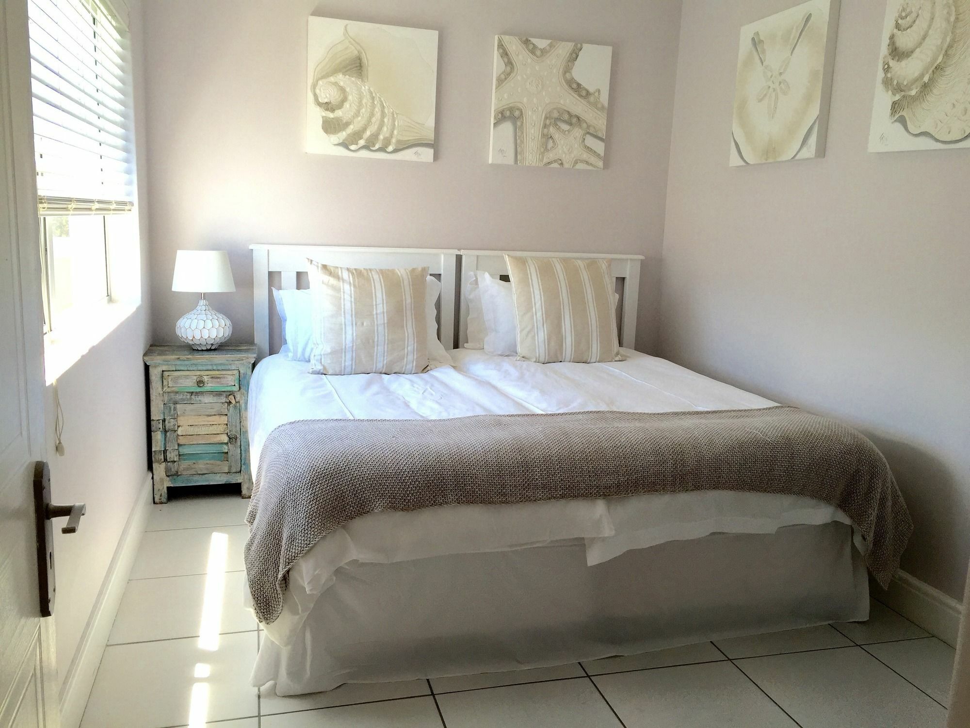 5 Options Guest House Блубергстранд Екстериор снимка