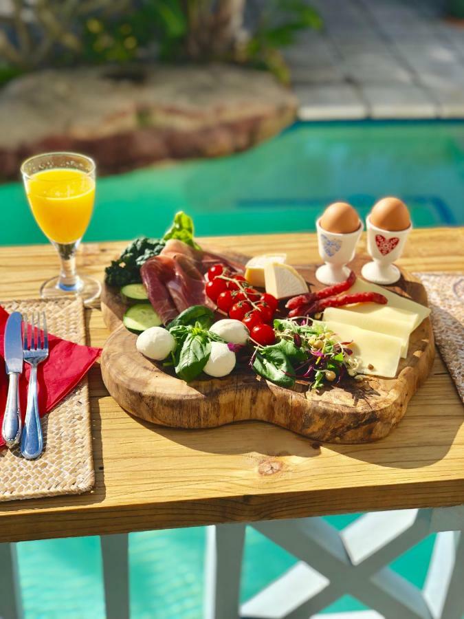 5 Options Guest House Блубергстранд Екстериор снимка